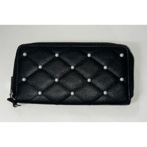 Black Quilted Wallet With Pearls